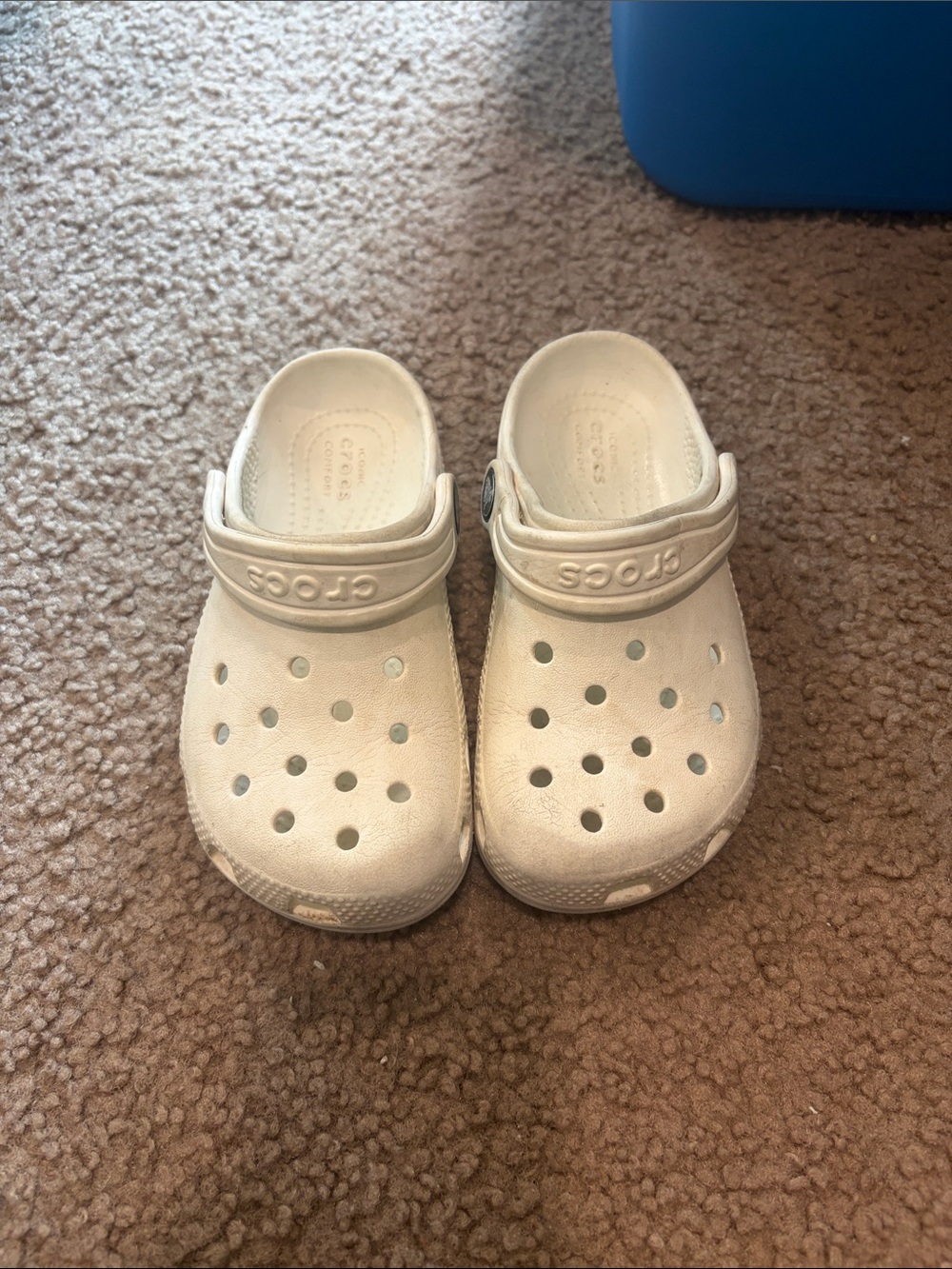 B71 CROCS Kids 10c White Classic Clogs